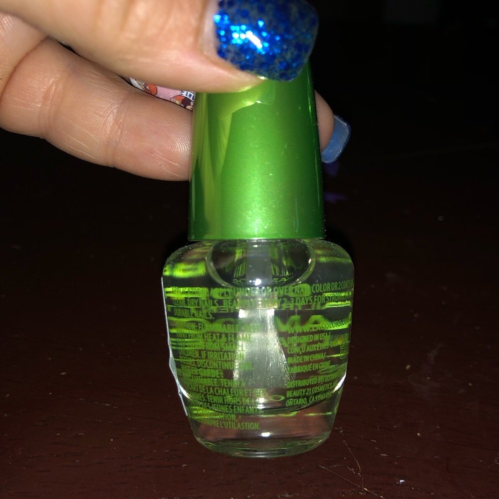 L.A. Colors bamboo nail hardener clear coat